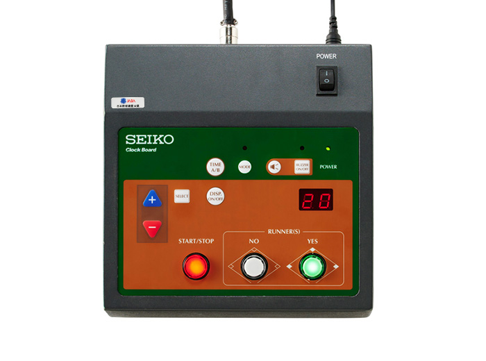 Intuitively designed control panel for easy operation.